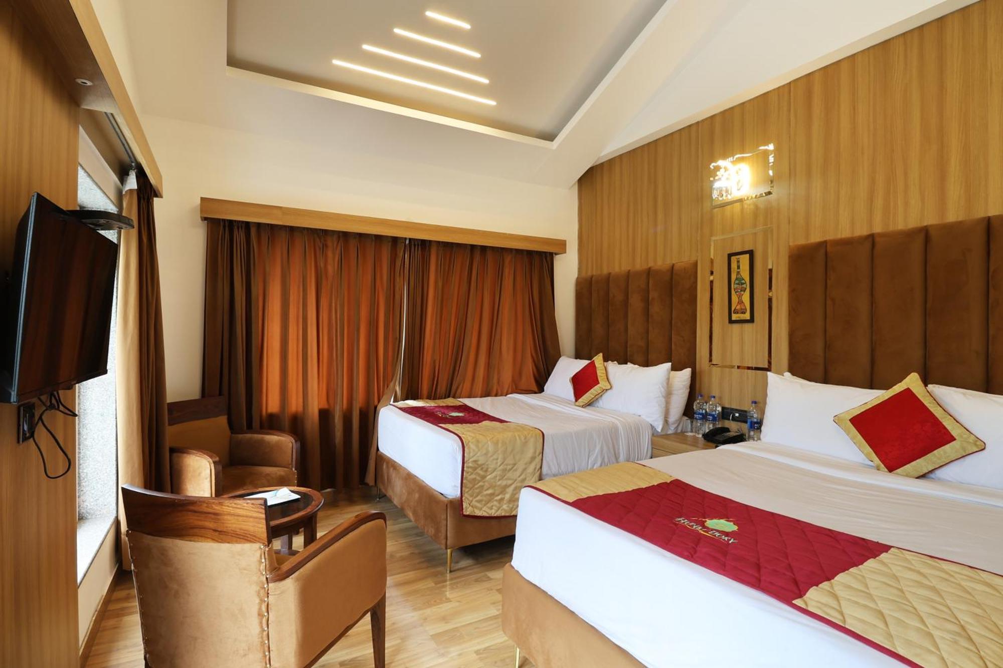 Hunky Dory Resort And Spa Dhar Khurd Exterior photo