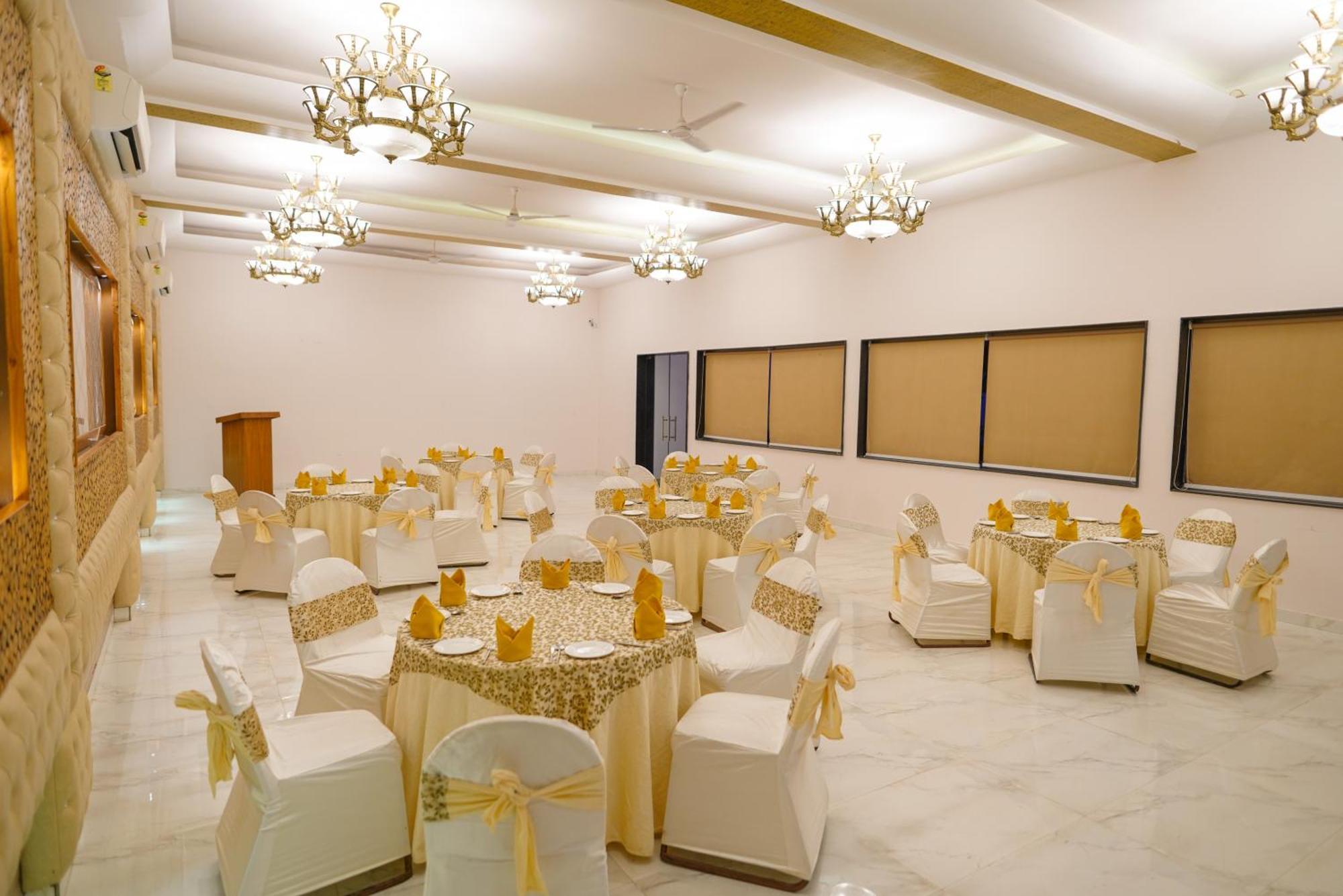 Hunky Dory Resort And Spa Dhar Khurd Exterior photo
